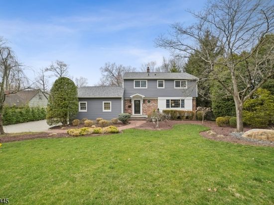 Zillow property image for 161 Passaic Ave, Roseland, NJ 07068