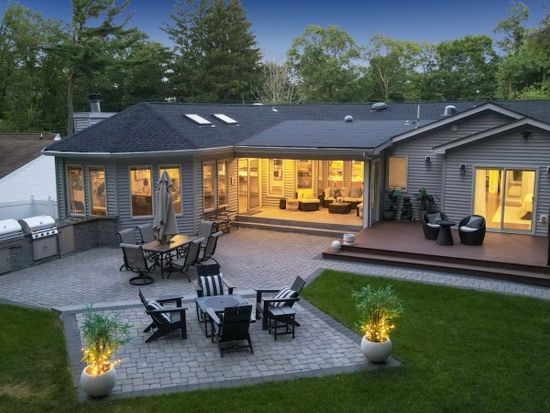 Zillow property image for 57 Southwynde Dr, Denville, NJ 07834