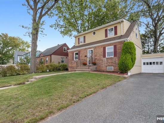 Zillow property image for 130 New Jersey Ave, Bergenfield, NJ 07621