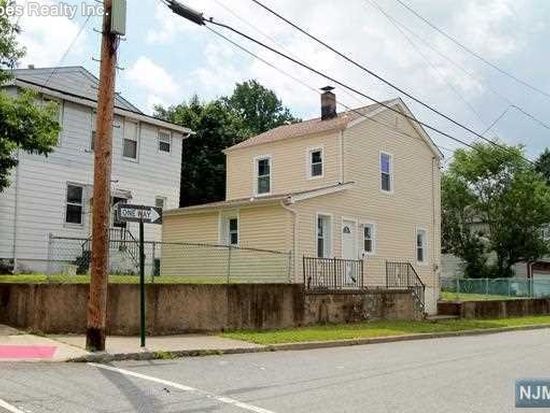 Zillow property image for 114 Rockland Ave, Woodland Park, NJ 07424