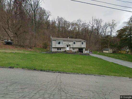 Zillow property image for 2 Dorchester Dr, Sussex, NJ 07461