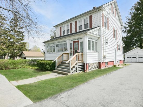 Zillow property image for 116 E Cedar St, Poughkeepsie, NY 12601